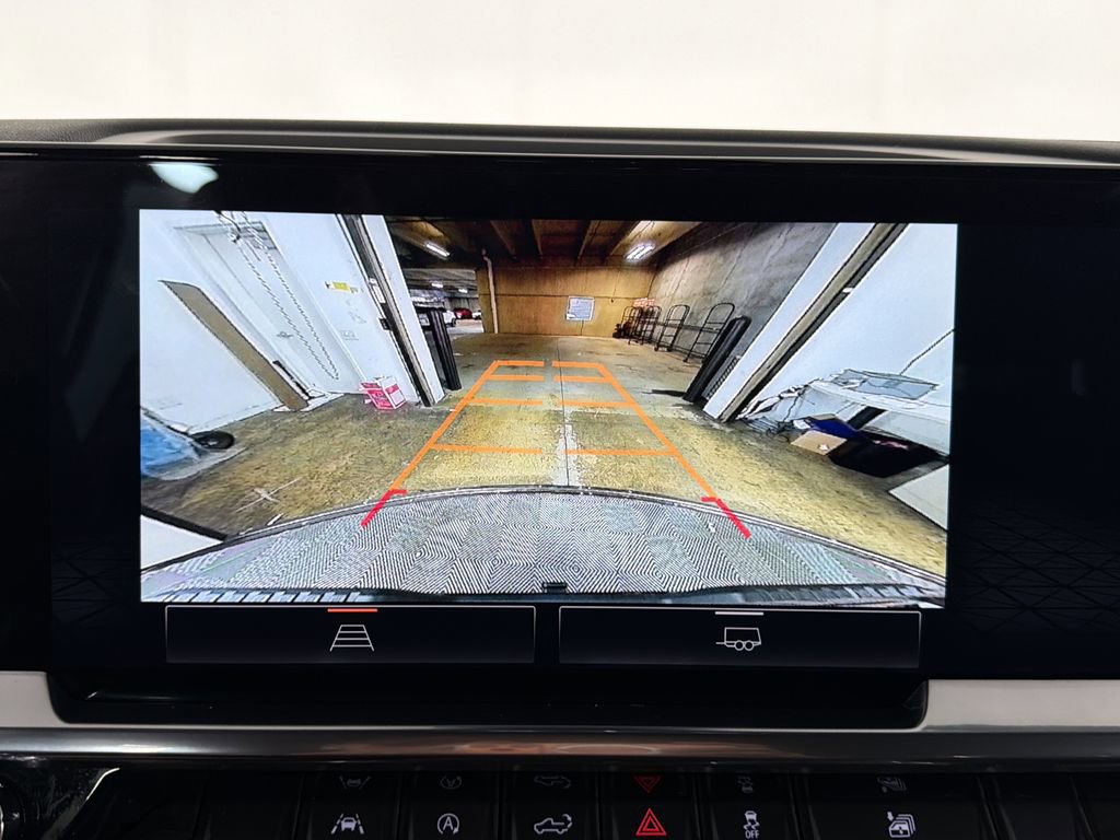 Used 2023 GMC Sierra 1500 Elevation image 28