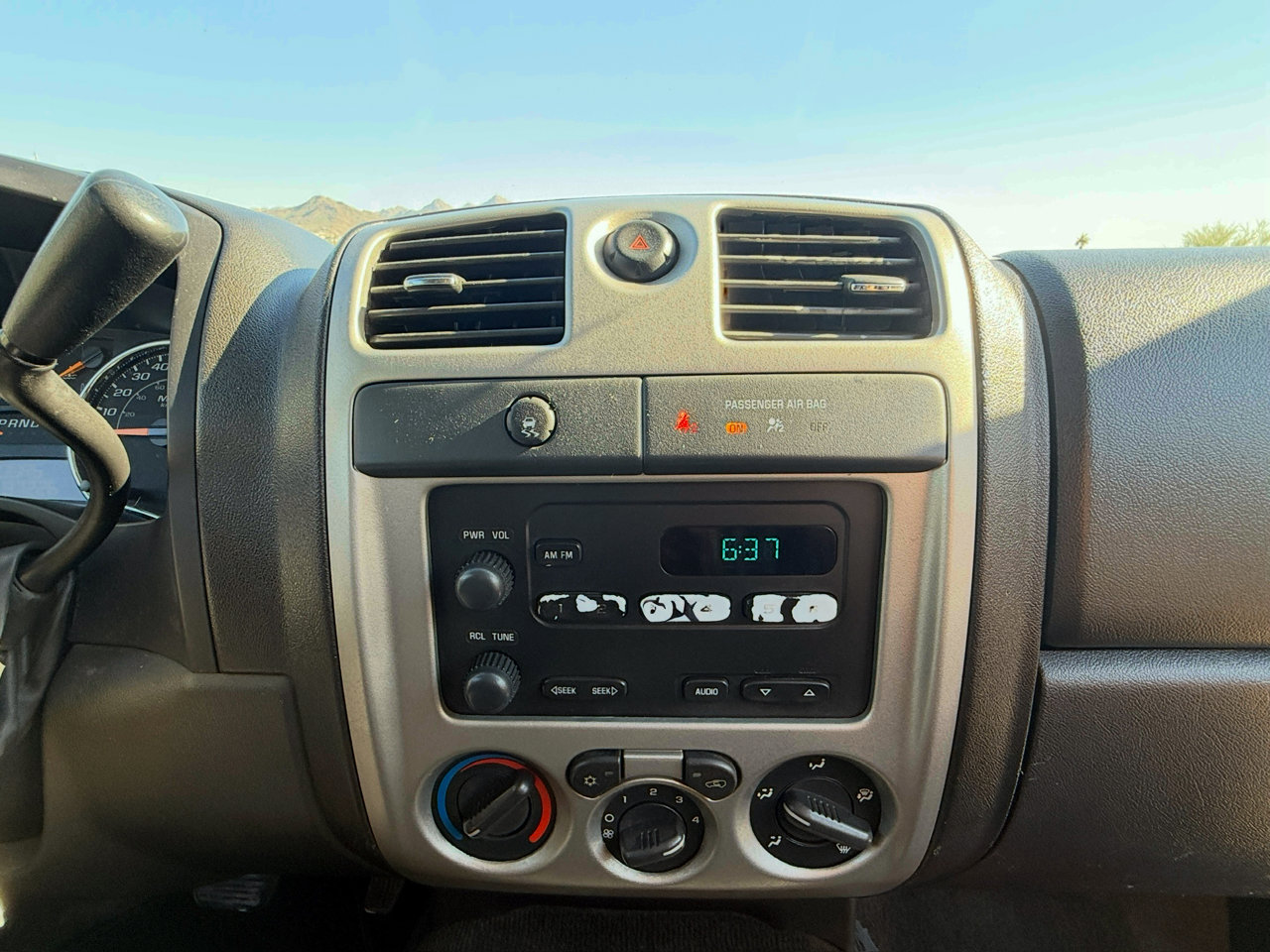 Used 2010 Chevrolet Colorado LT image 19