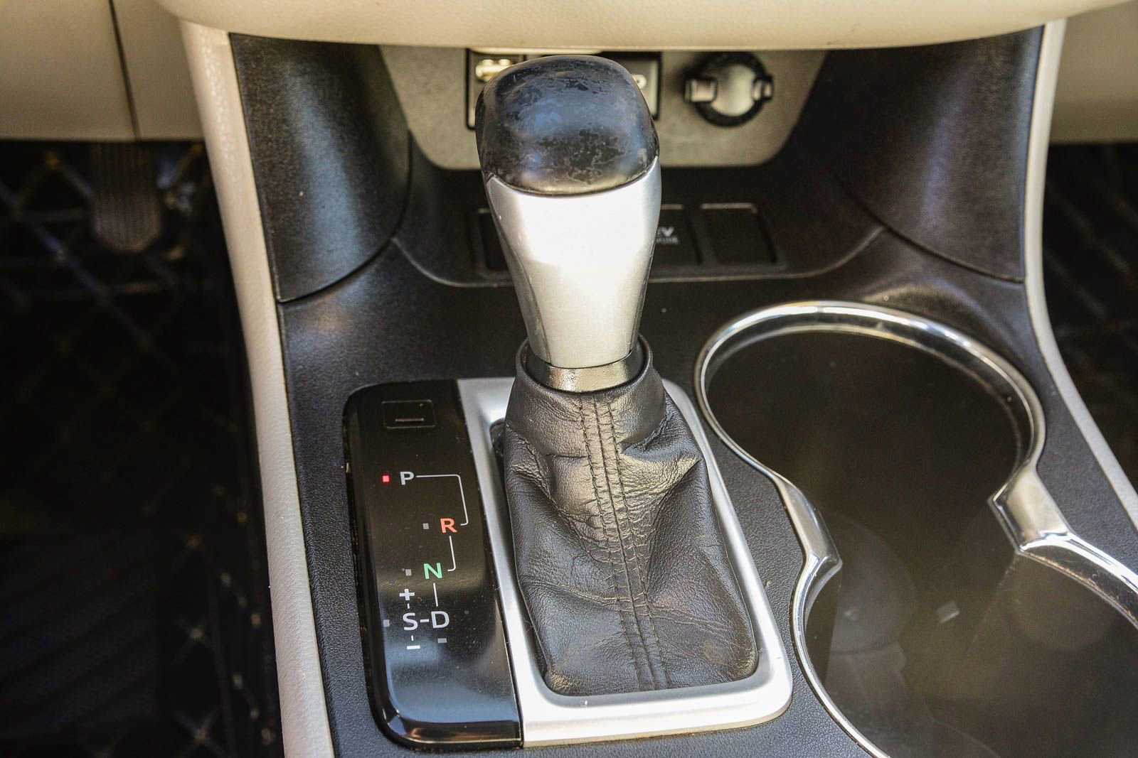 Used 2017 Toyota Highlander Limited image 29