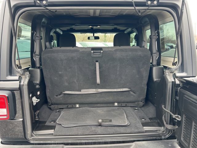 Used 2019 Jeep Wrangler Sport S image 21