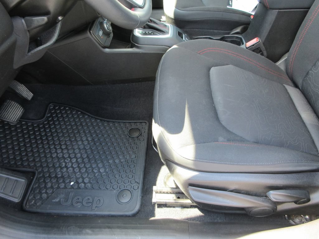 Used 2023 Jeep Renegade Trailhawk w/ Sun/Sound Group AWD/4WD image 23
