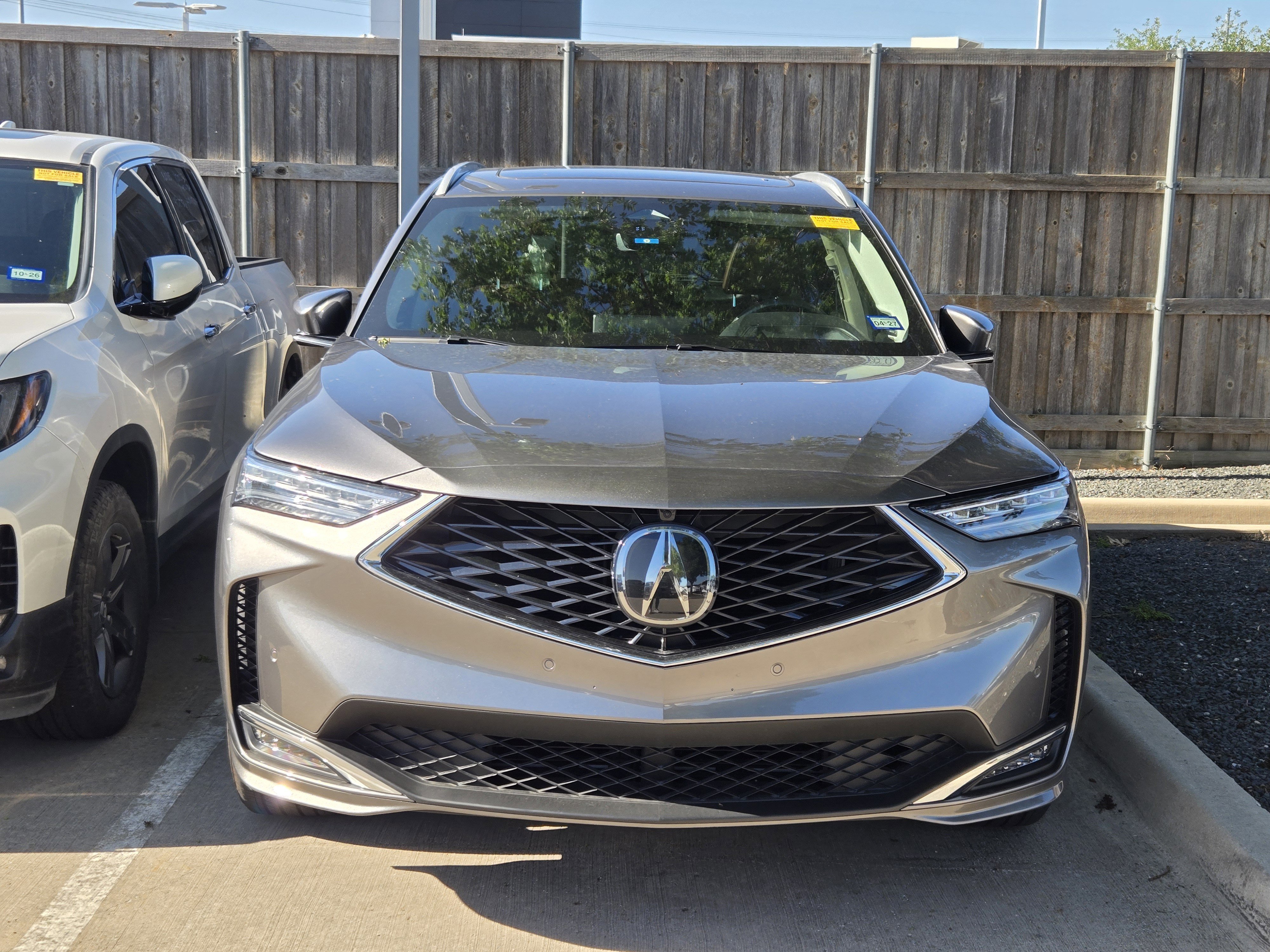 Certified 2025 Acura MDX SH-AWD w/ Advance Package image 2