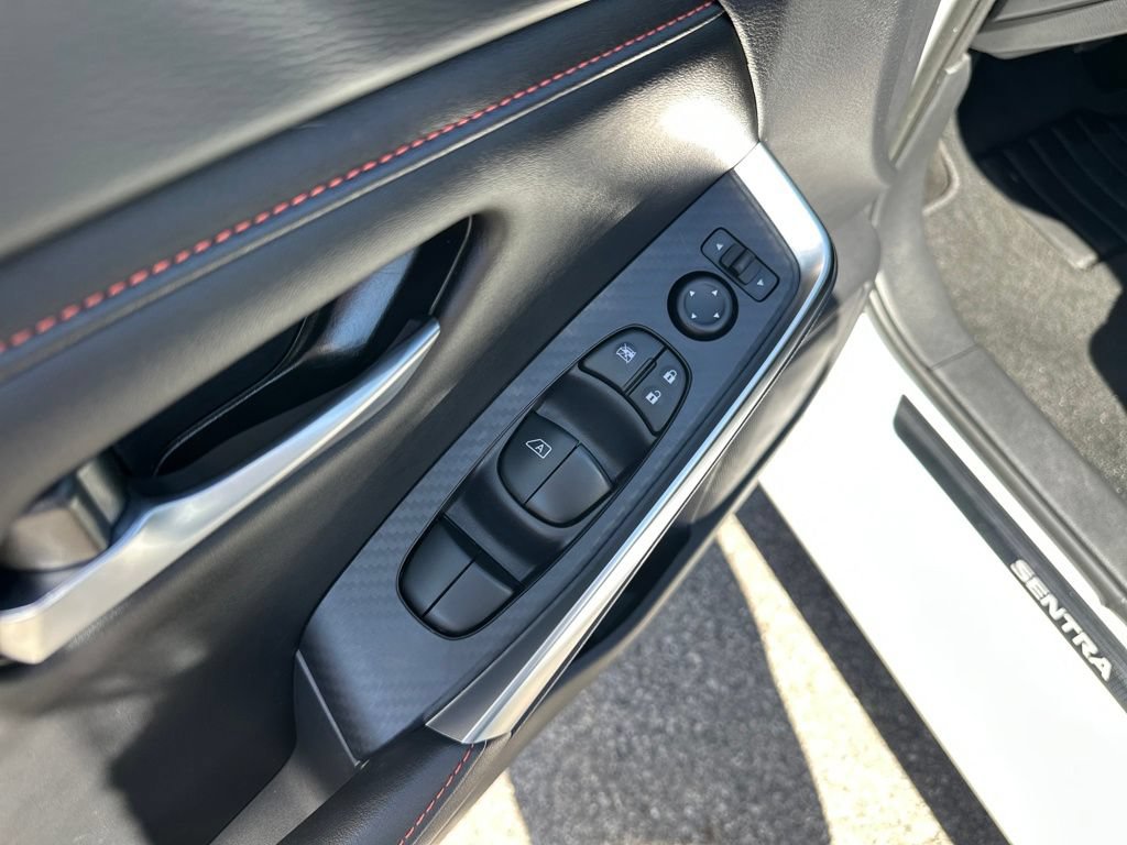 Certified 2024 Nissan Sentra SR FWD image 13