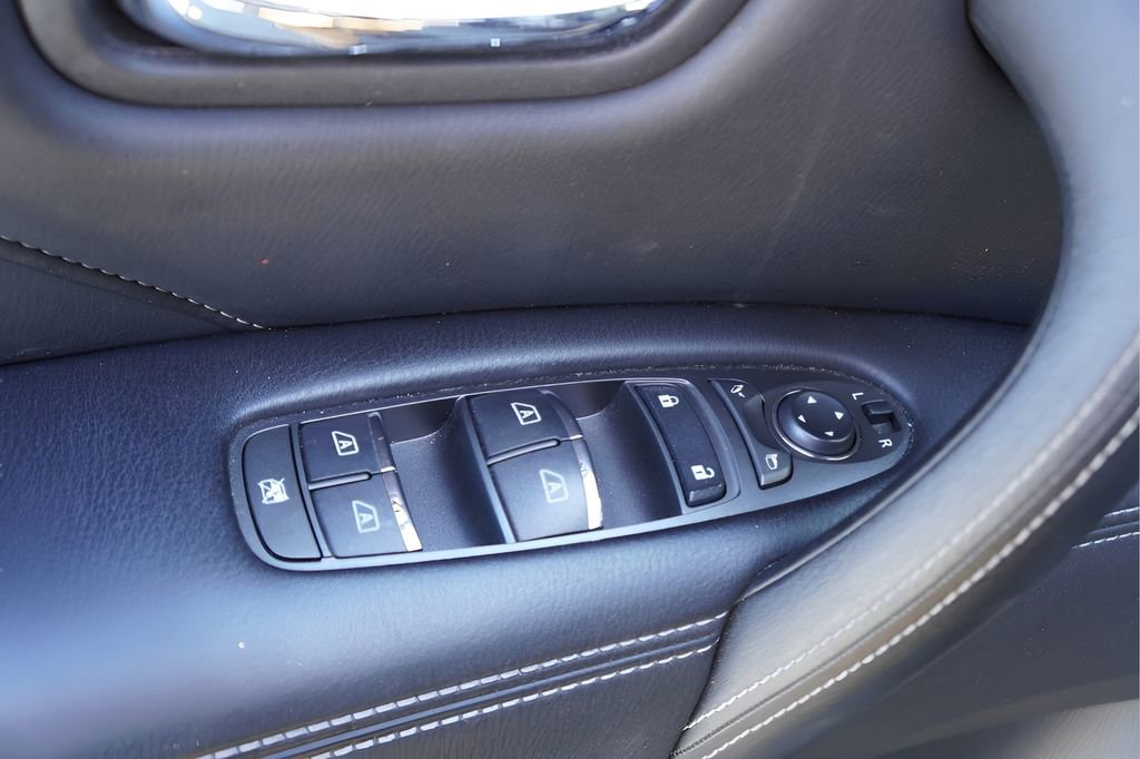 Used 2024 INFINITI QX80 Luxe image 15