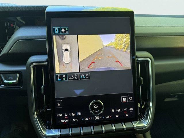 New 2026 GMC Yukon Denali w/ Sun & Power Step Package image 14