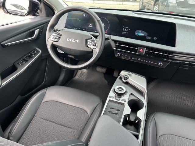 Used 2024 Kia EV6 Light AWD/4WD image 15
