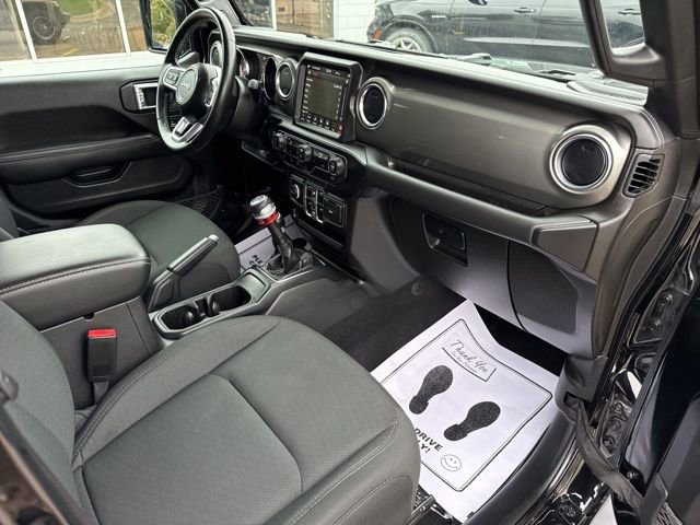 Certified 2022 Jeep Gladiator Overland AWD/4WD image 36