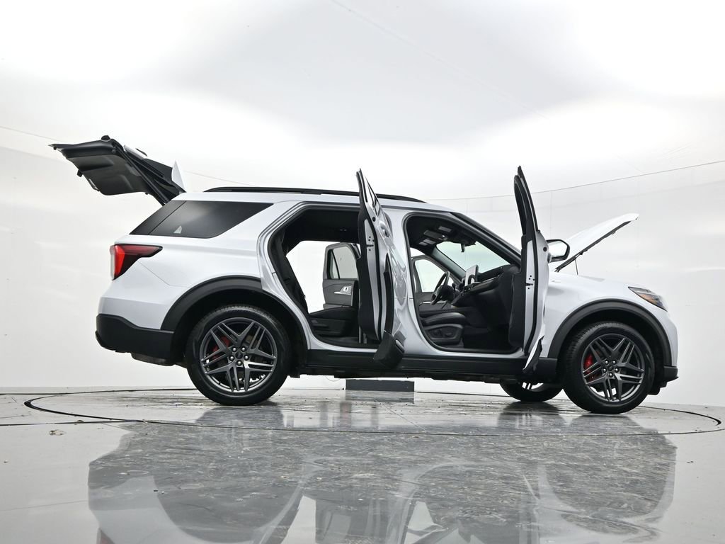 New 2026 Ford Explorer ST-Line w/ ST-Line Street Pack image 58