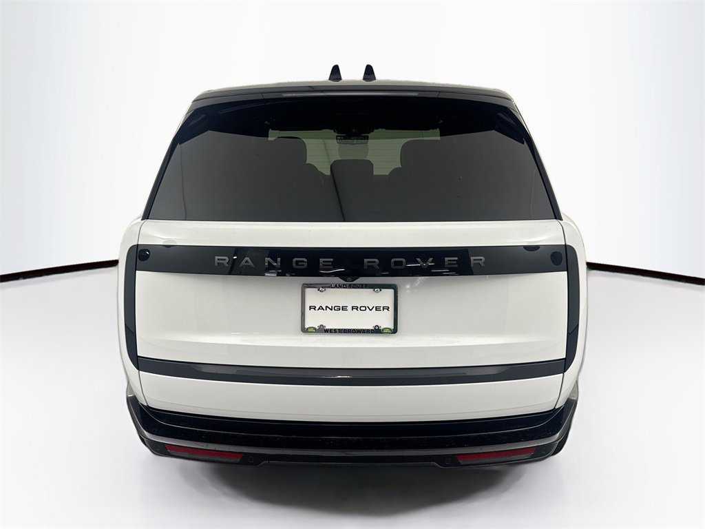 New 2026 Land Rover Range Rover SE image 6