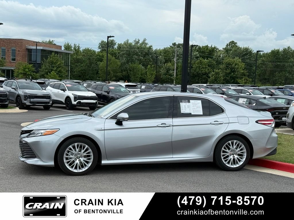 Used 2020 Toyota Camry XLE FWD image 4