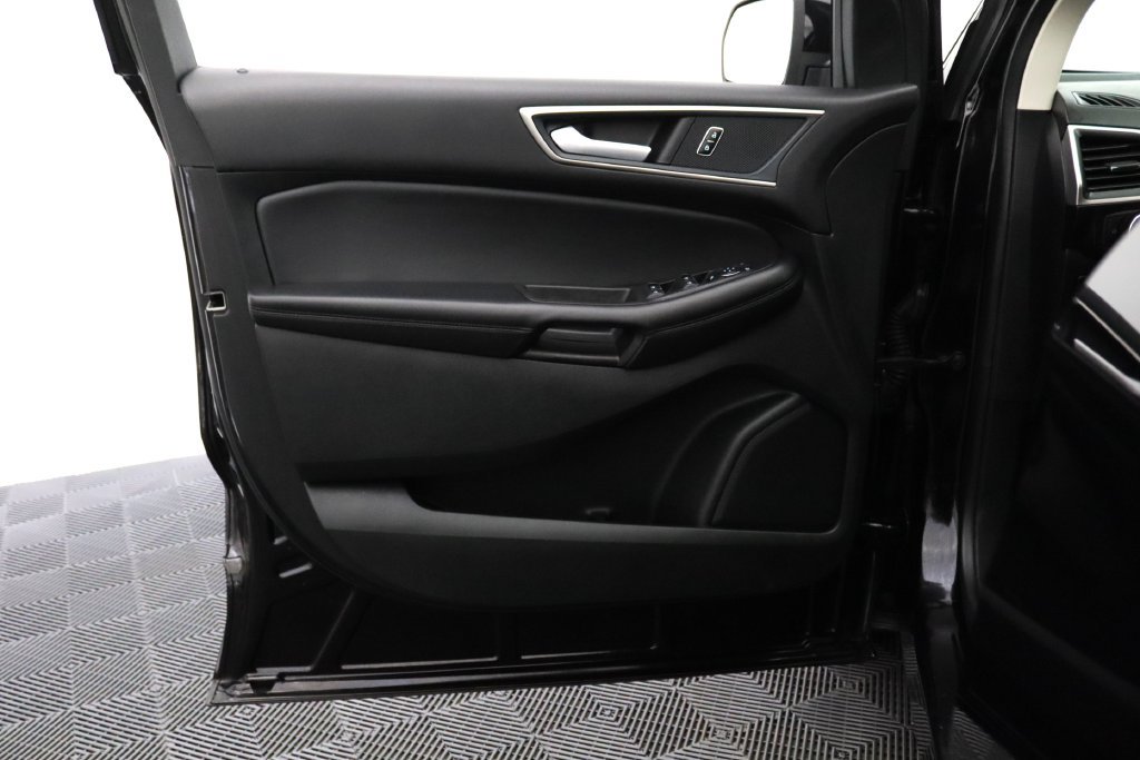 Used 2023 Ford Edge SEL AWD/4WD image 11