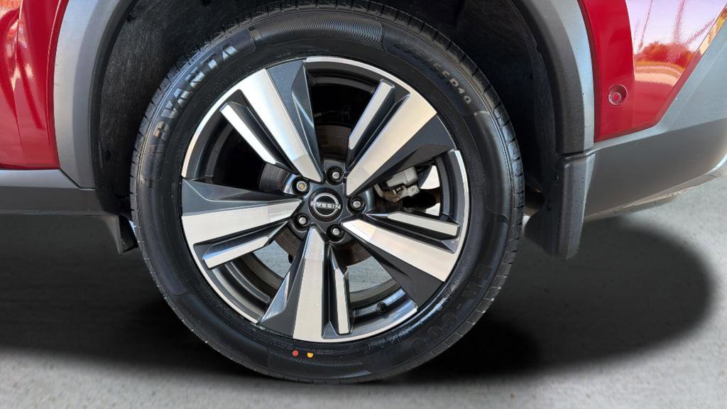Certified 2023 Nissan Rogue SL w/ SL Premium Package AWD/4WD image 29
