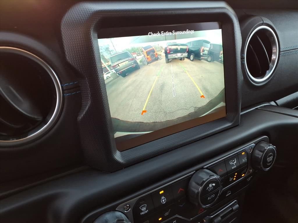 Used 2022 Jeep Wrangler Unlimited Rubicon 4xe w/ Cold Weather Group image 24