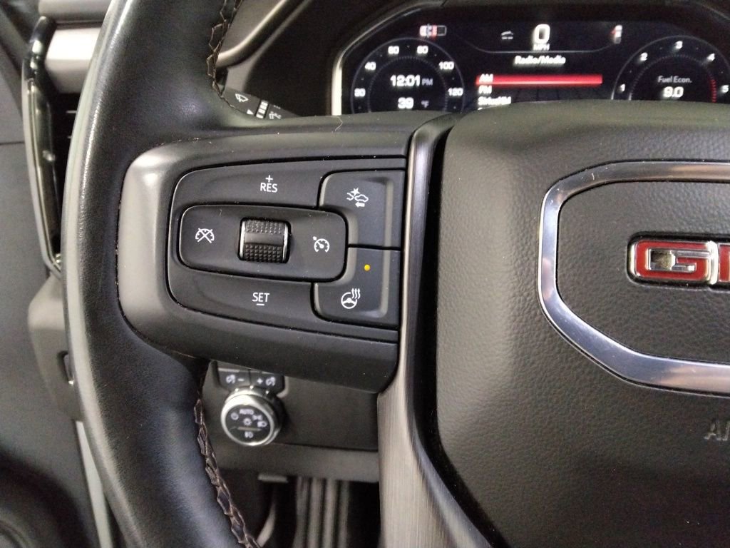 Used 2025 GMC Sierra 2500 AT4 image 12