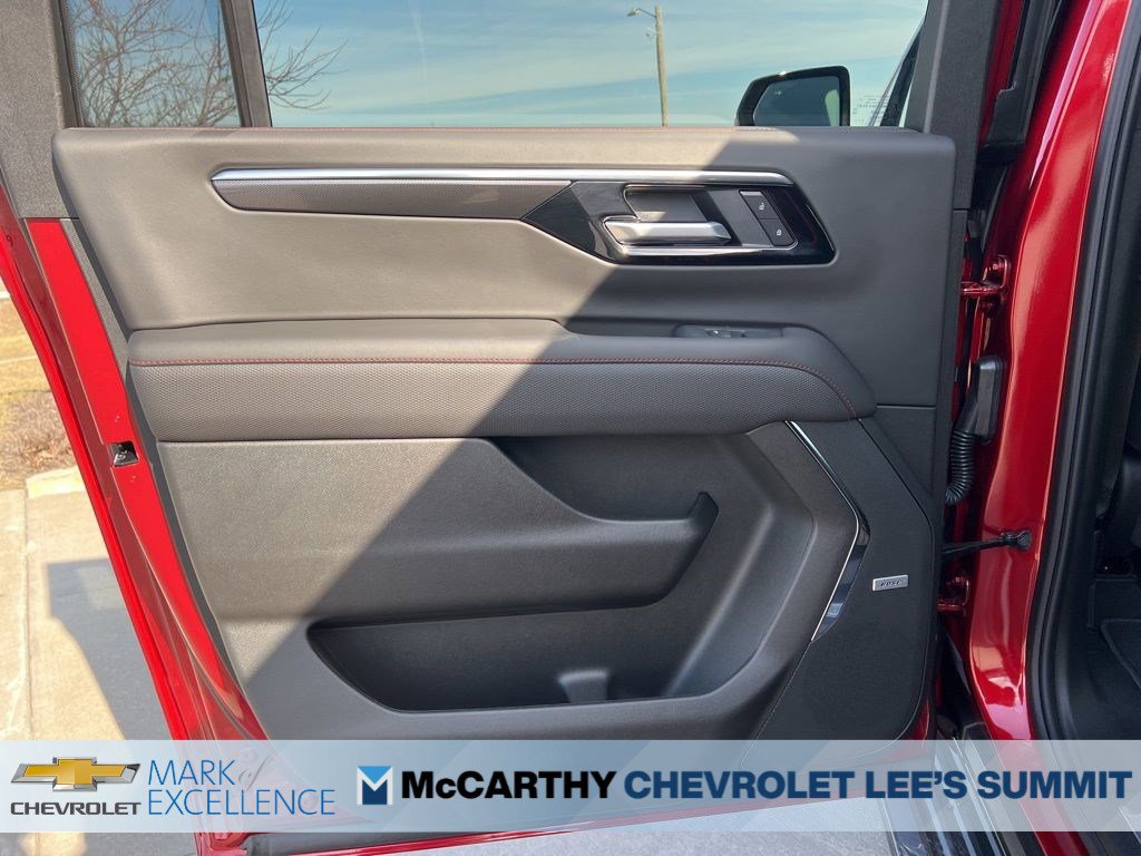 New 2026 Chevrolet Suburban RST AWD/4WD image 33