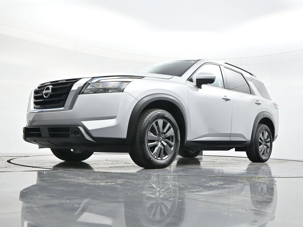 Used 2024 Nissan Pathfinder SV AWD/4WD image 47