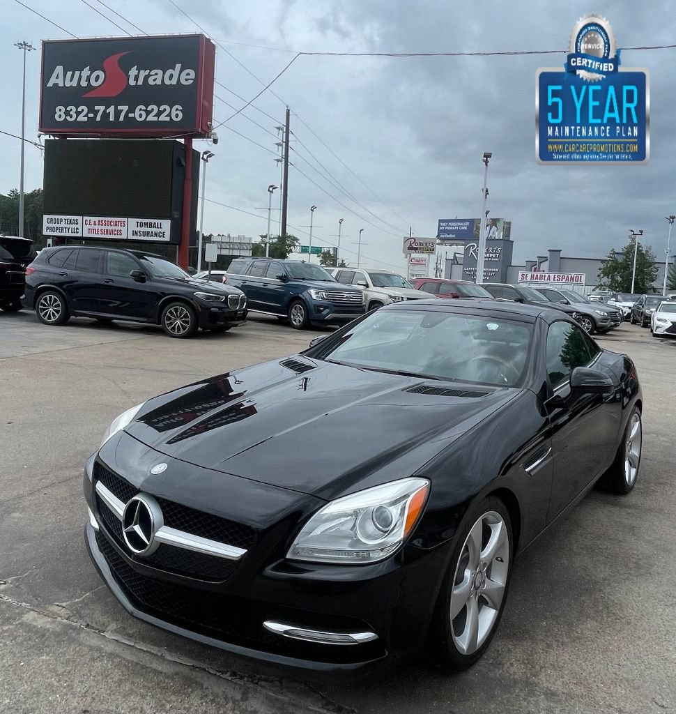 Used 2012 Mercedes-Benz SLK 350 image 1