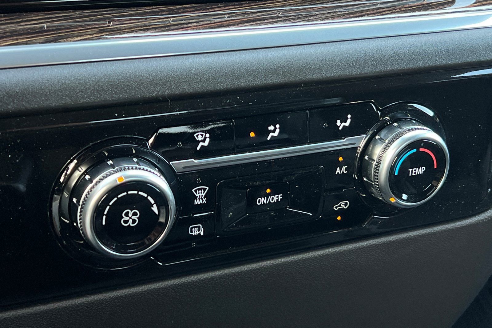 New 2026 GMC Sierra 2500 SLE image 19