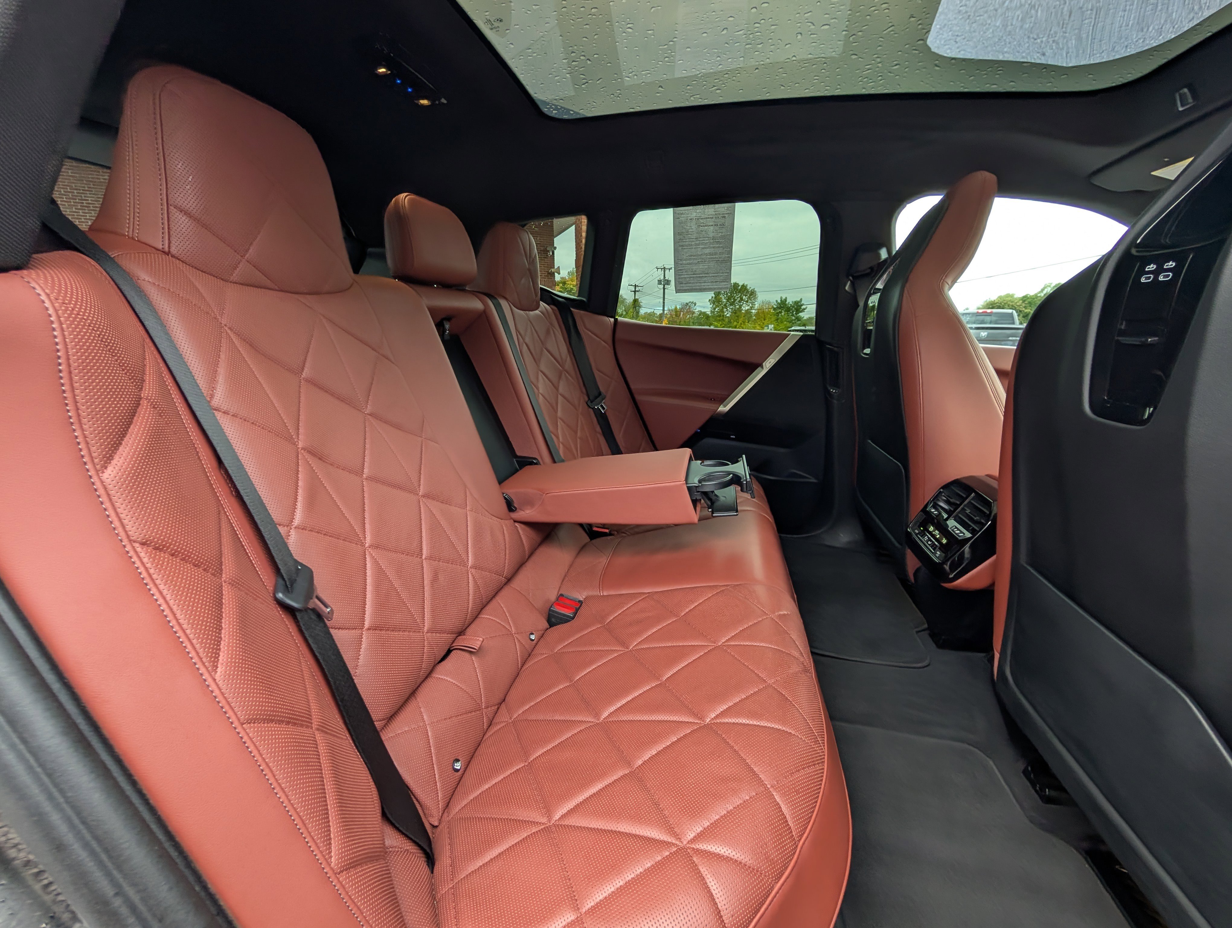 Used 2023 BMW iX xDrive50 w/ Sport Package image 51