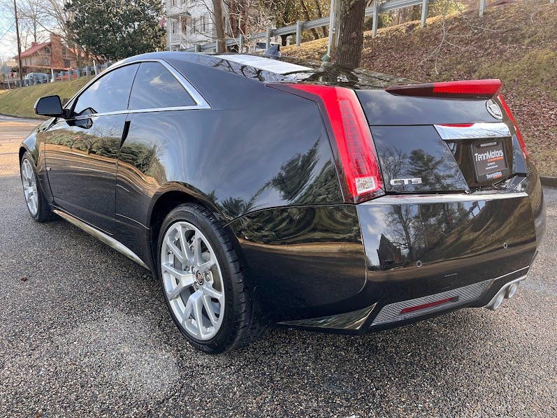 Used 2011 Cadillac CTS V image 37