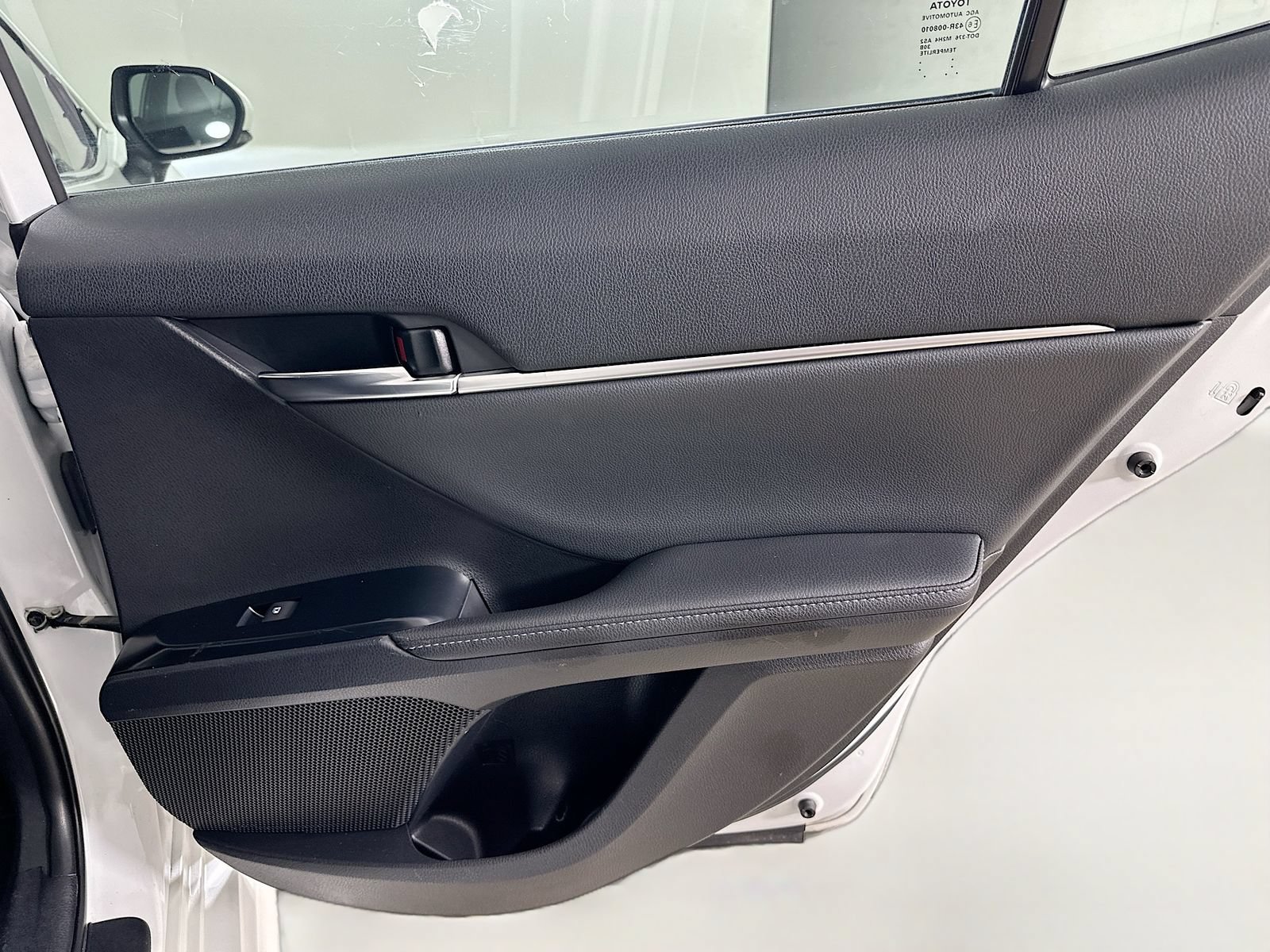 Used 2020 Toyota Camry XSE FWD image 37