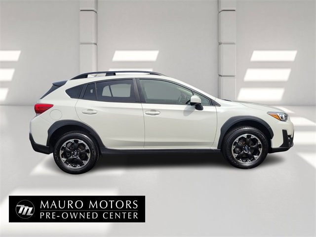 Used 2023 Subaru Crosstrek 2.0i Premium image 2