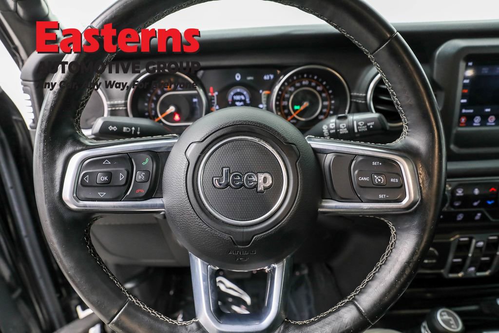 Used 2019 Jeep Wrangler Unlimited Sahara w/ Cold Weather Group image 10