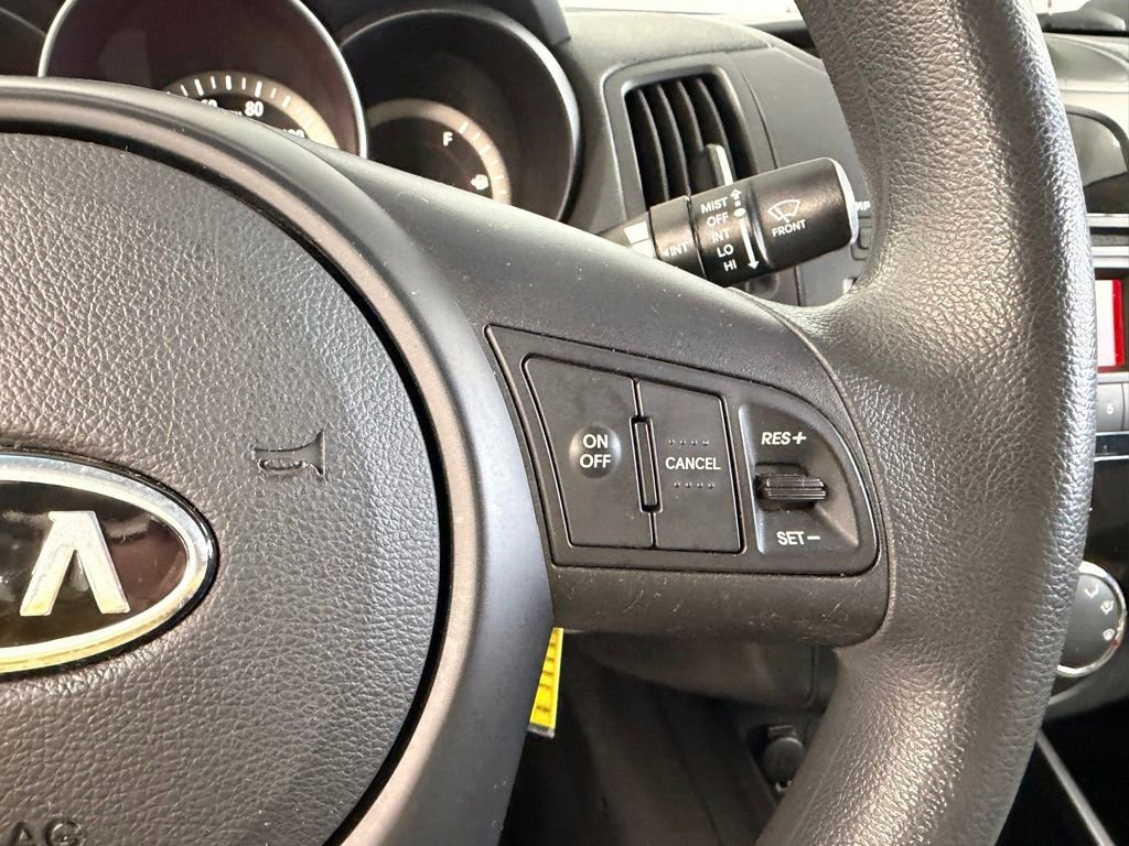 Used 2010 Kia Forte EX image 19