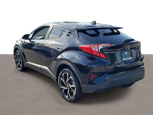 Used 2020 Toyota C-HR XLE FWD image 3