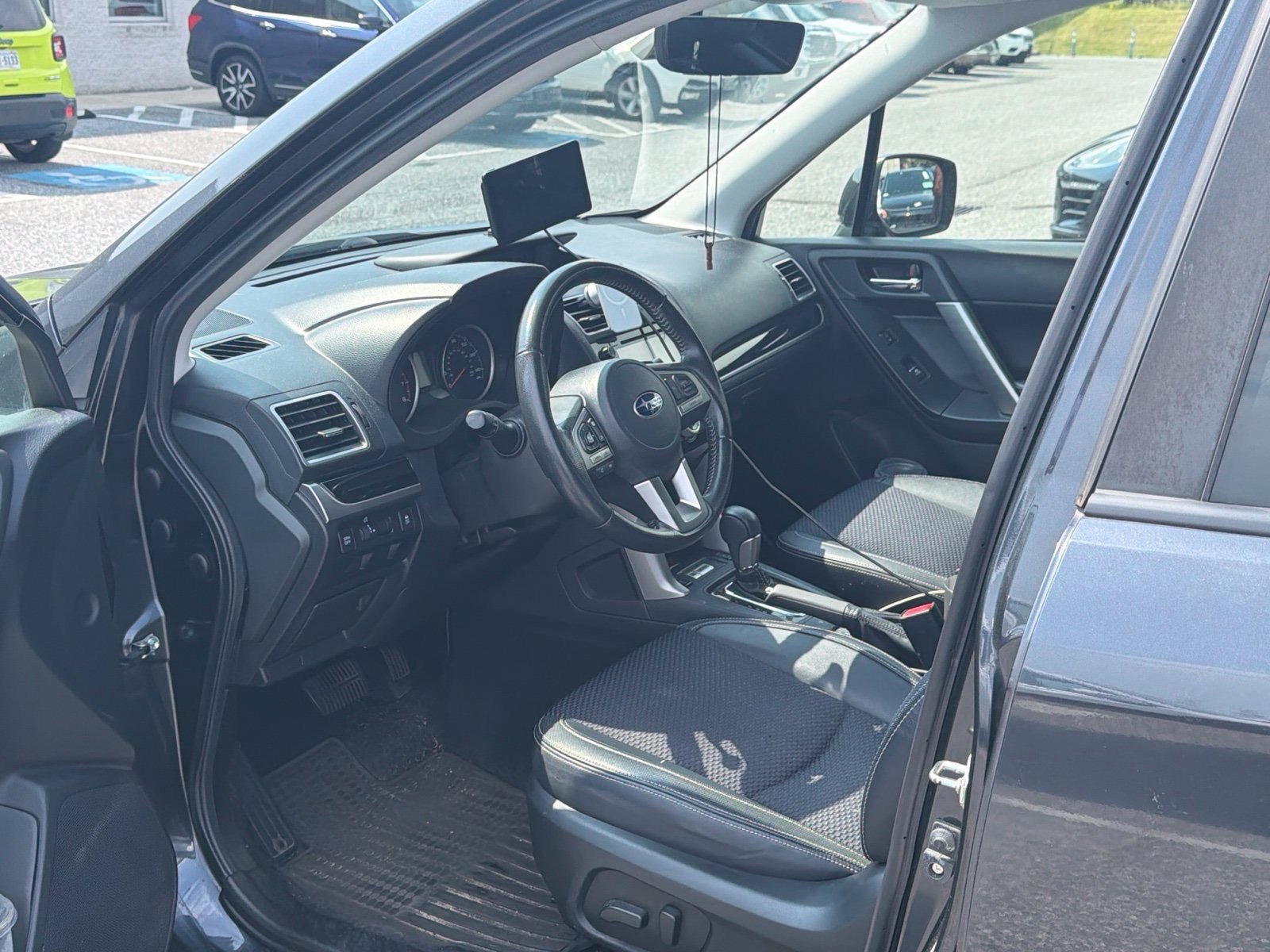 Used 2018 Subaru Forester 2.5i Premium w/ Protection Package #1 AWD/4WD image 10