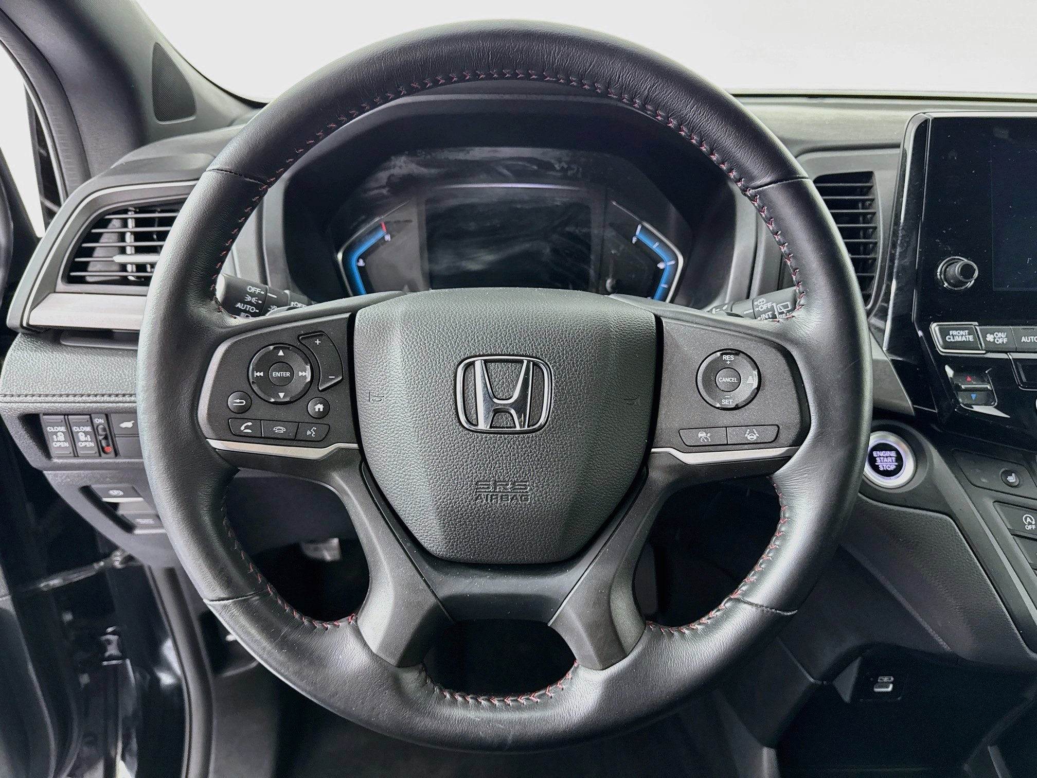 Certified 2024 Honda Odyssey Sport image 11