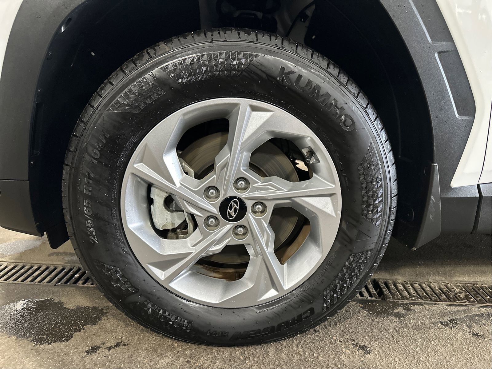 Certified 2024 Hyundai Tucson SE AWD/4WD image 24