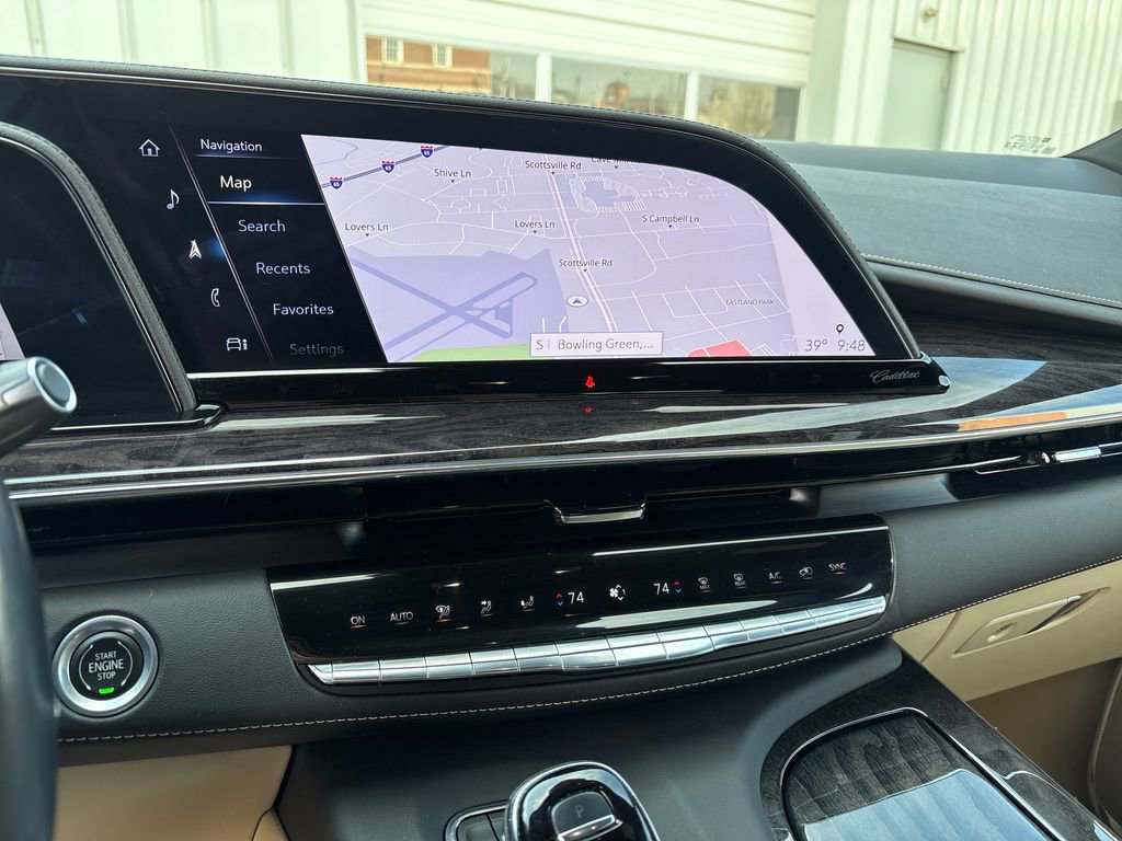 Used 2023 Cadillac Escalade Premium Luxury image 25