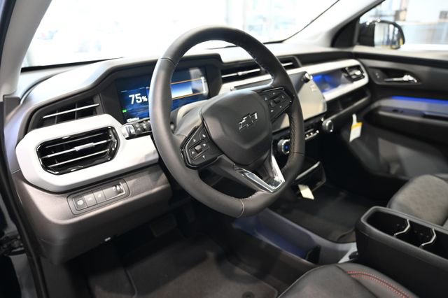 New 2027 Chevrolet Bolt RS w/ Technology Package FWD image 25