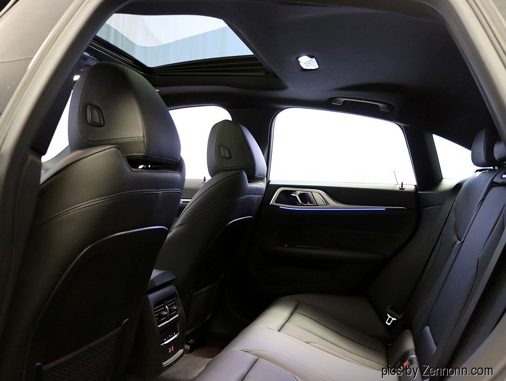 Certified 2023 BMW 430i xDrive w/ M Sport Package image 7