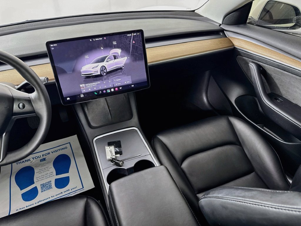 Used 2023 Tesla Model 3 Standard Range RWD image 29