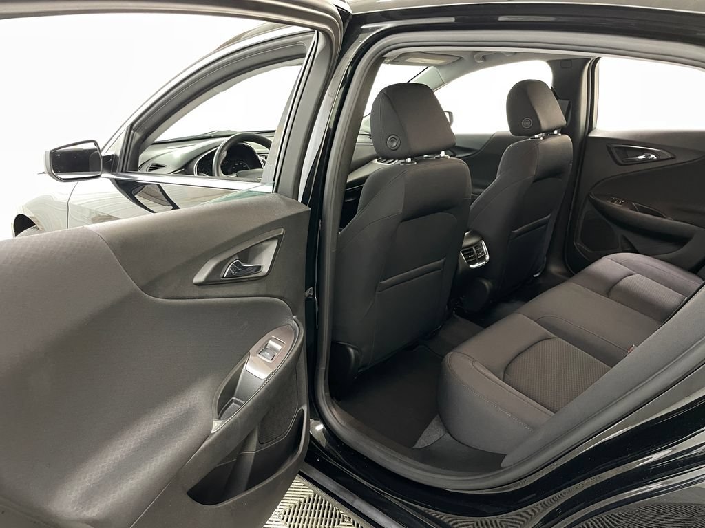Certified 2021 Chevrolet Malibu LT FWD image 43