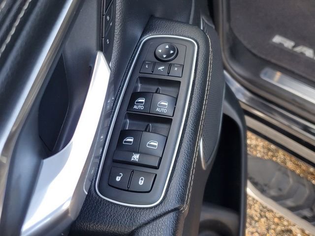 Used 2019 RAM 1500 Laramie w/ Sport Appearance Package image 18