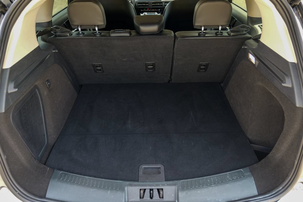 Used 2023 Lincoln Corsair AWD image 59