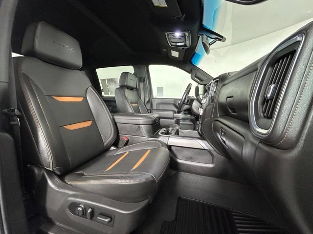 Used 2022 GMC Sierra 3500 AT4 AWD/4WD image 9
