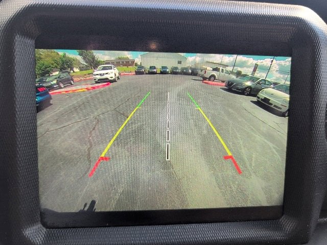 Used 2019 Jeep Wrangler Unlimited Sahara image 17