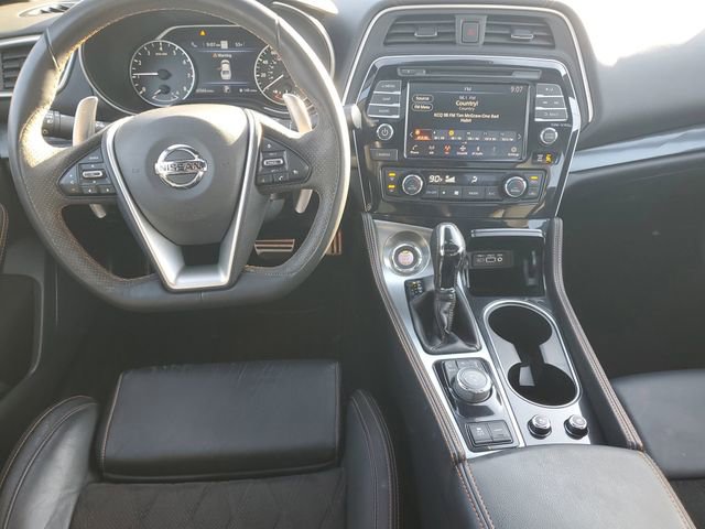 Used 2022 Nissan Maxima SR image 11