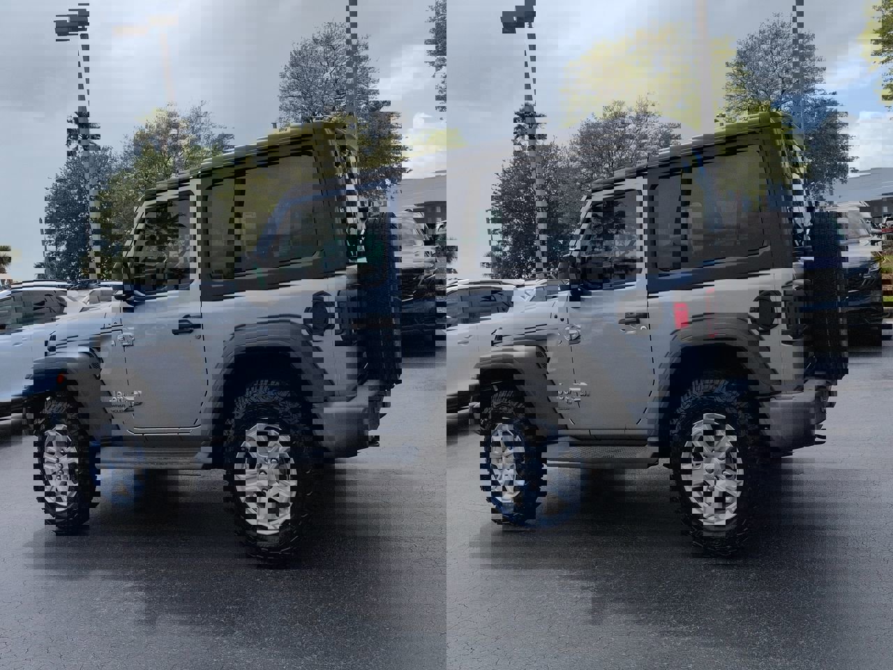 Used 2020 Jeep Wrangler Sport AWD/4WD image 6