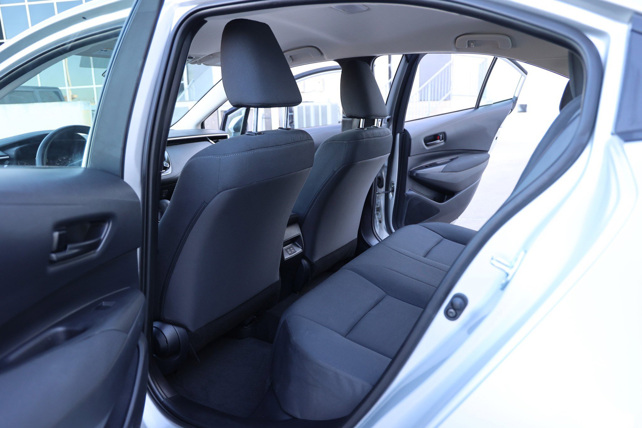 Certified 2025 Toyota Corolla LE image 32