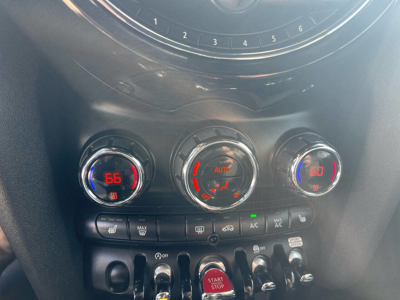 Used 2018 MINI Cooper S image 18