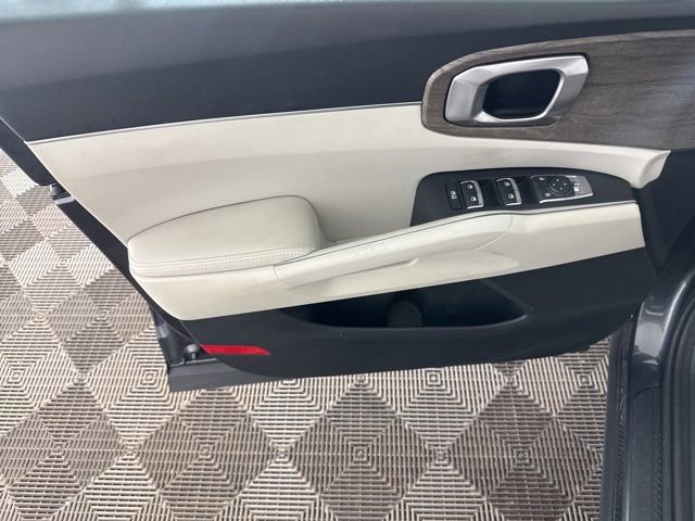 Certified 2022 Kia Sorento EX FWD image 20
