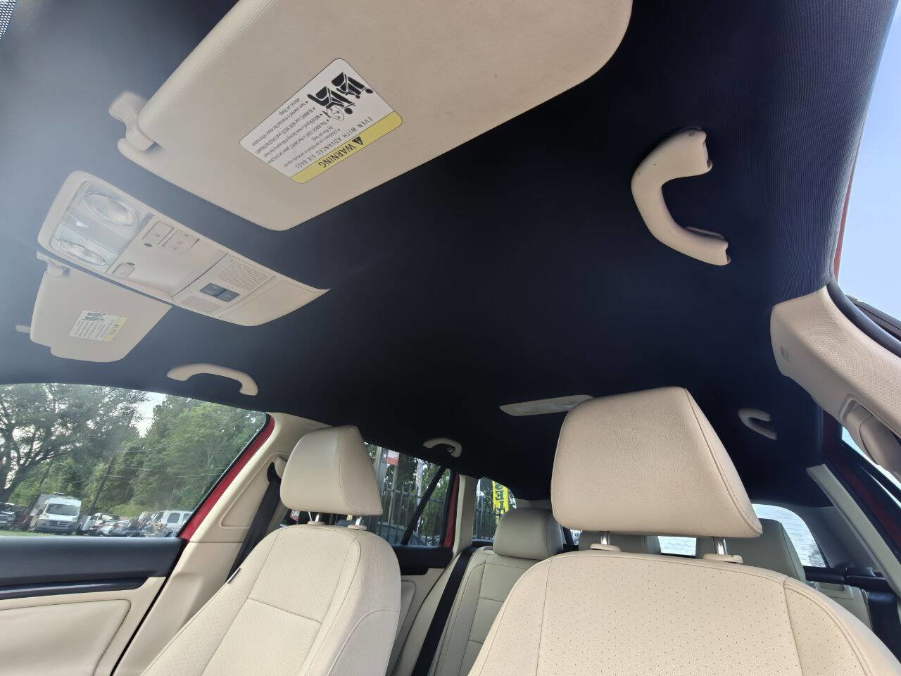 Used 2012 Volkswagen Jetta TDI image 21