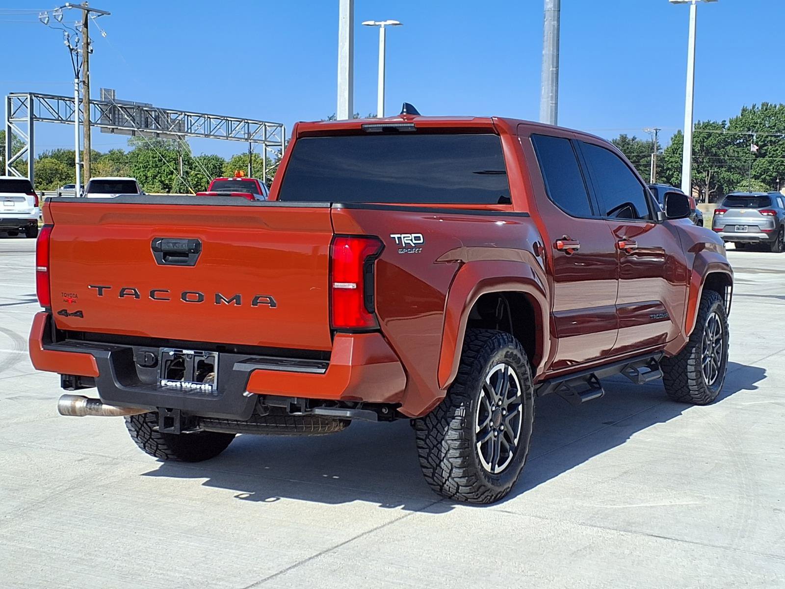 Used 2025 Toyota Tacoma TRD Sport AWD/4WD image 9