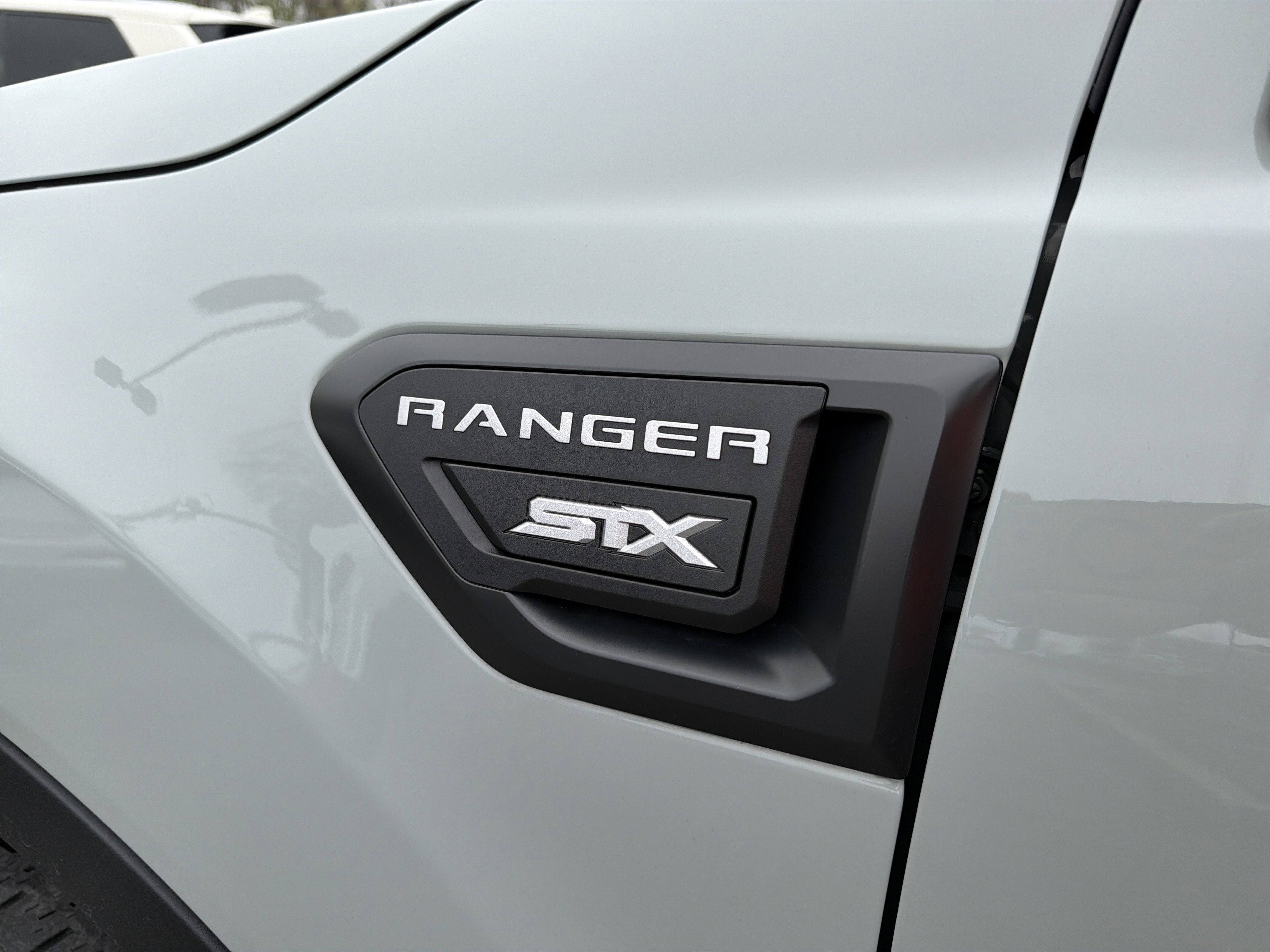 Used 2023 Ford Ranger XL w/ Equipment Group 101A High AWD/4WD image 9