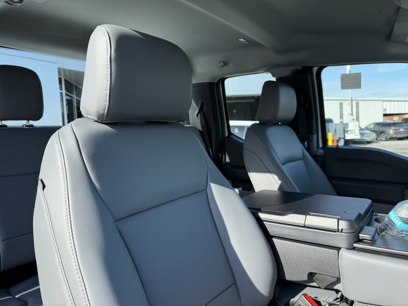 New 2025 Ford F250 XL w/ XL Off-Road Package image 15